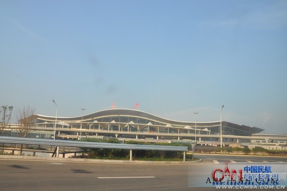 點(diǎn)擊打開(kāi)原圖 \